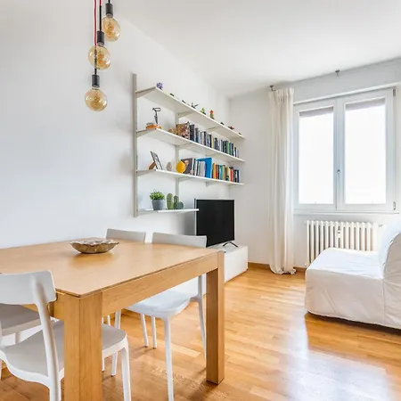Farini - Lancetti 4 Pax Wi-fi Apartman Milánó